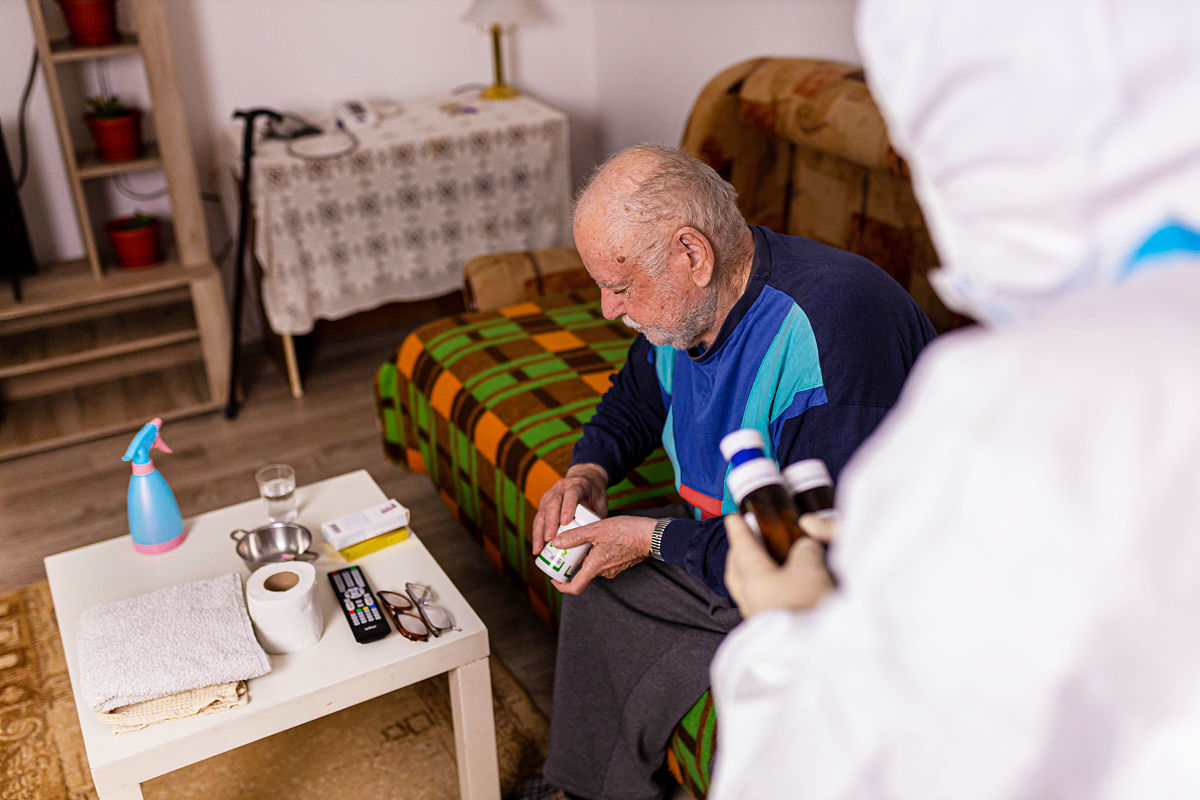 高级护理工资待遇：薪资、发展和环境分析