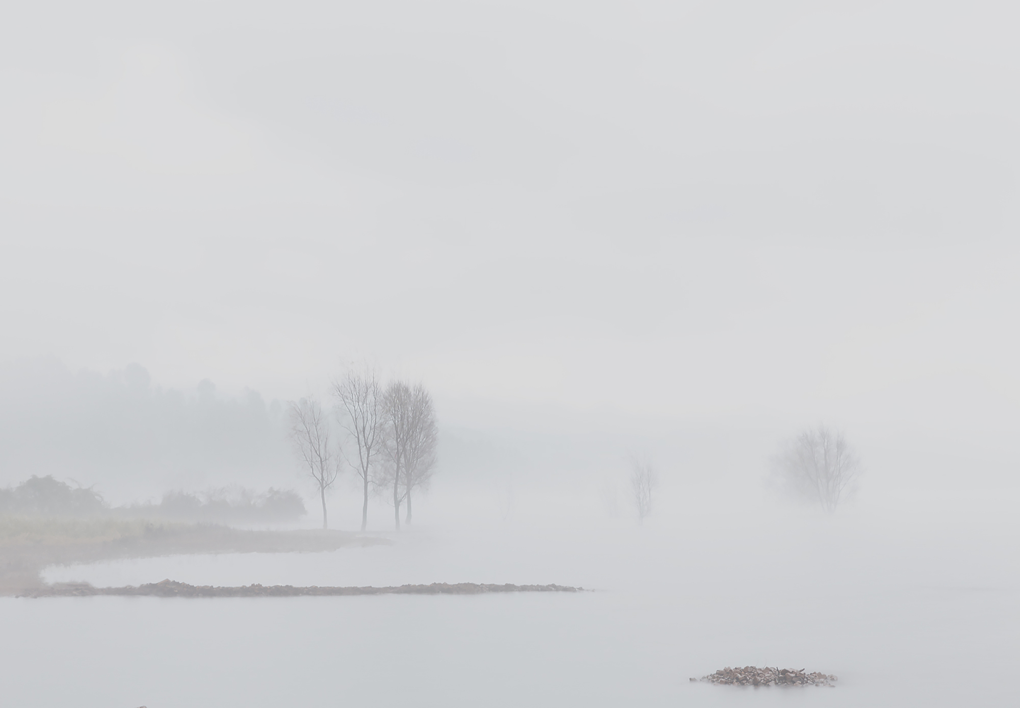 孤云掠影：十个优美意境的四字词语