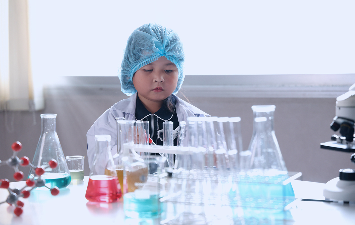 3个在家就能做的简单科学实验，激发孩子好奇心！