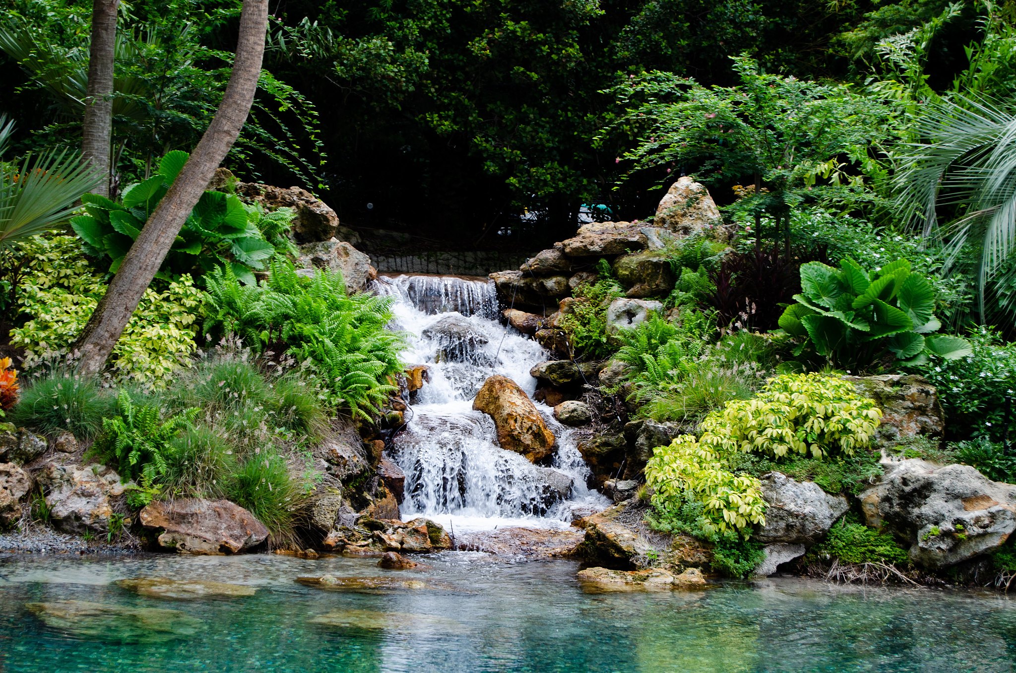 mini waterfall