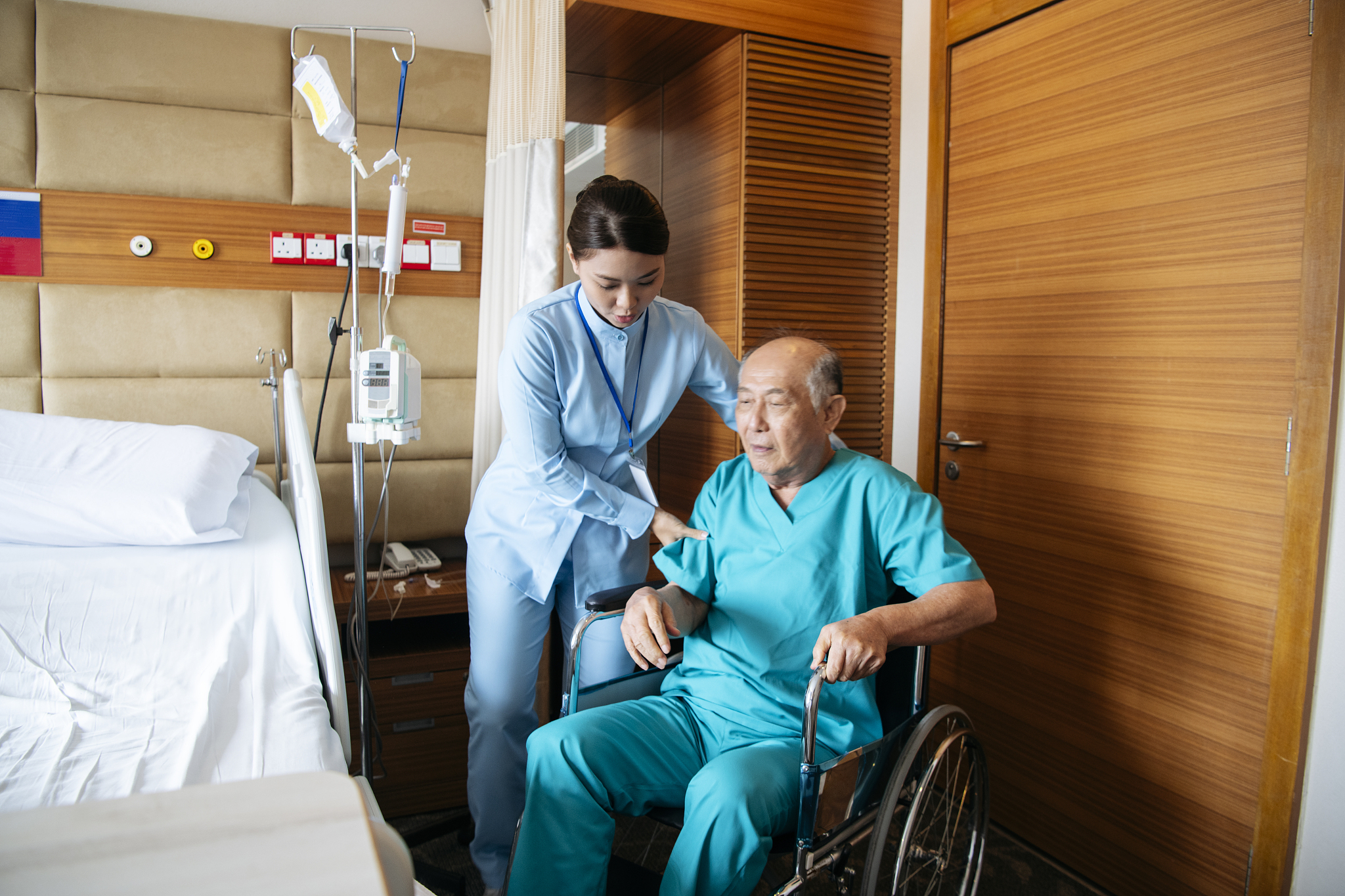 翻译
If there is reasonable potential to exceed the action threshold, a control must be applied to prevent access within the risk approach distance (example: physical guard, marked exclusion zone).