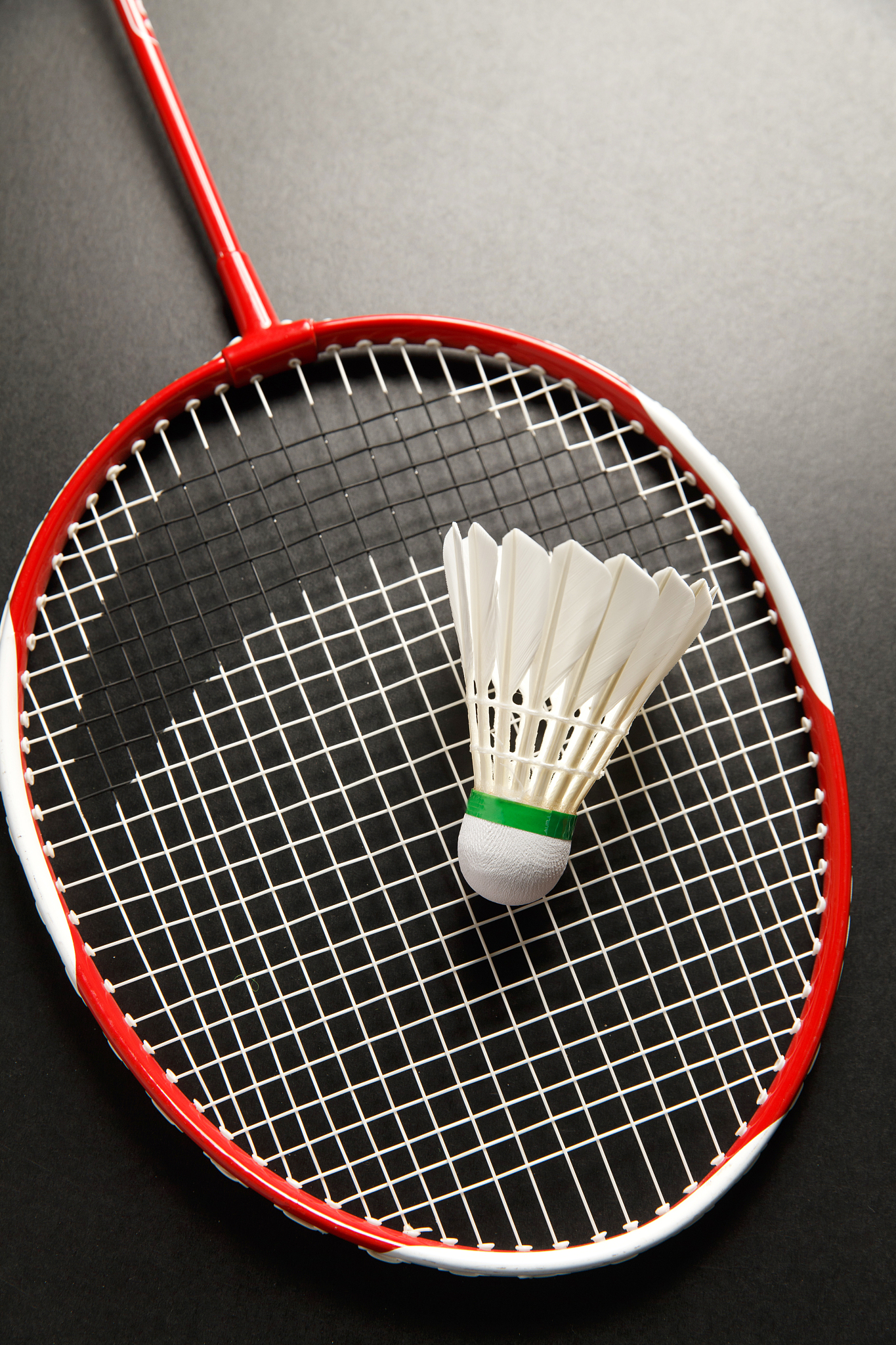 羽毛球拍3U、4U、5U区别：重量、手感与适用人群