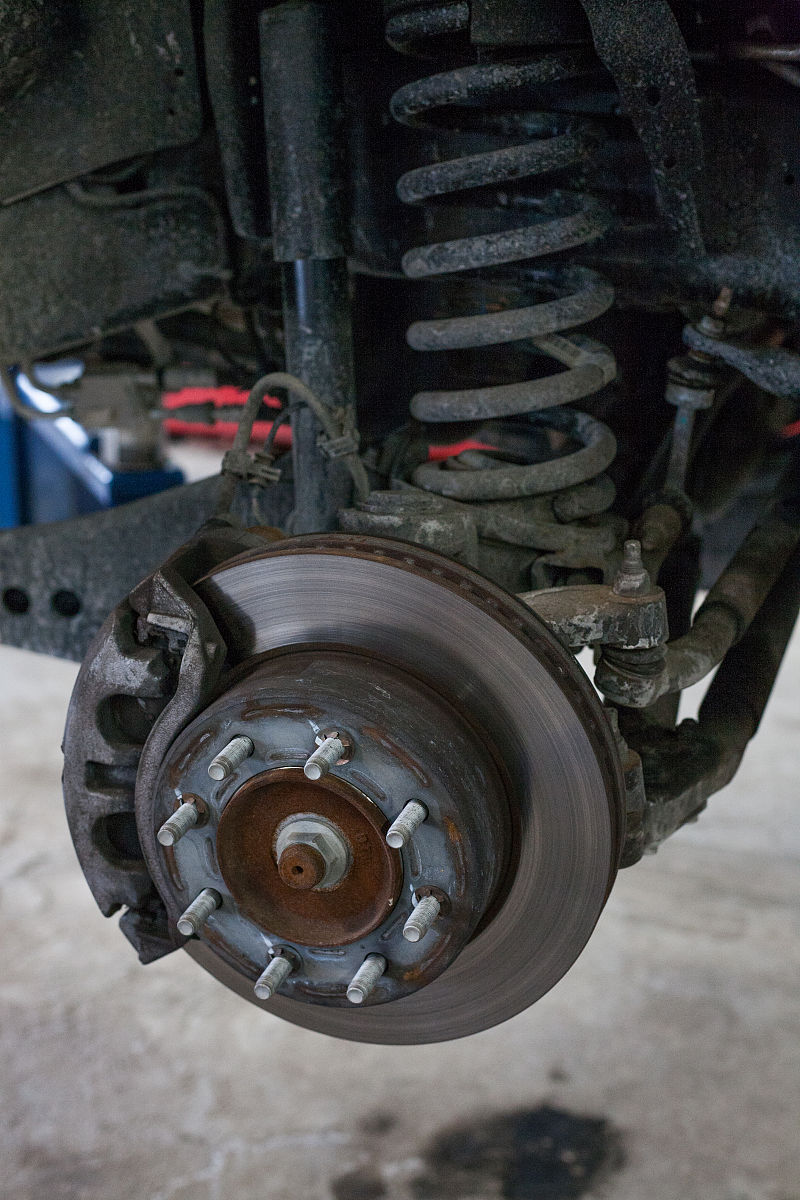 福克斯刹车很硬是什么原因