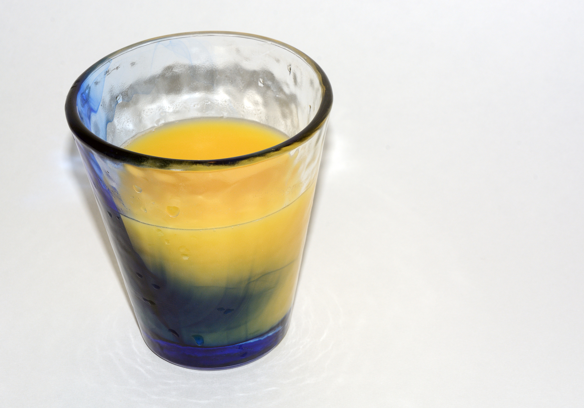 orange juice in glass