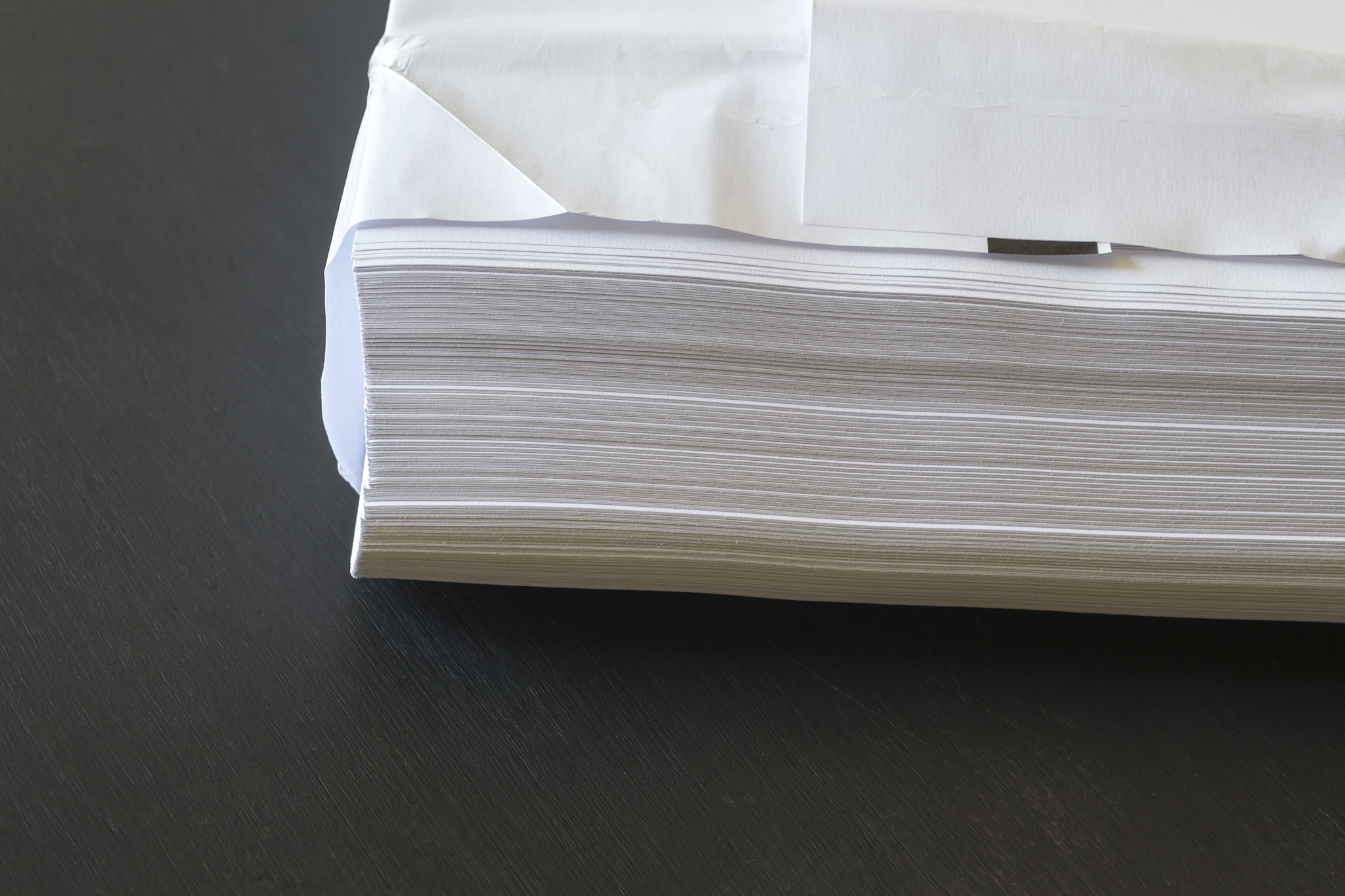 论文式描述下杜邦纸的优点不需要列出来以一句话形式描述