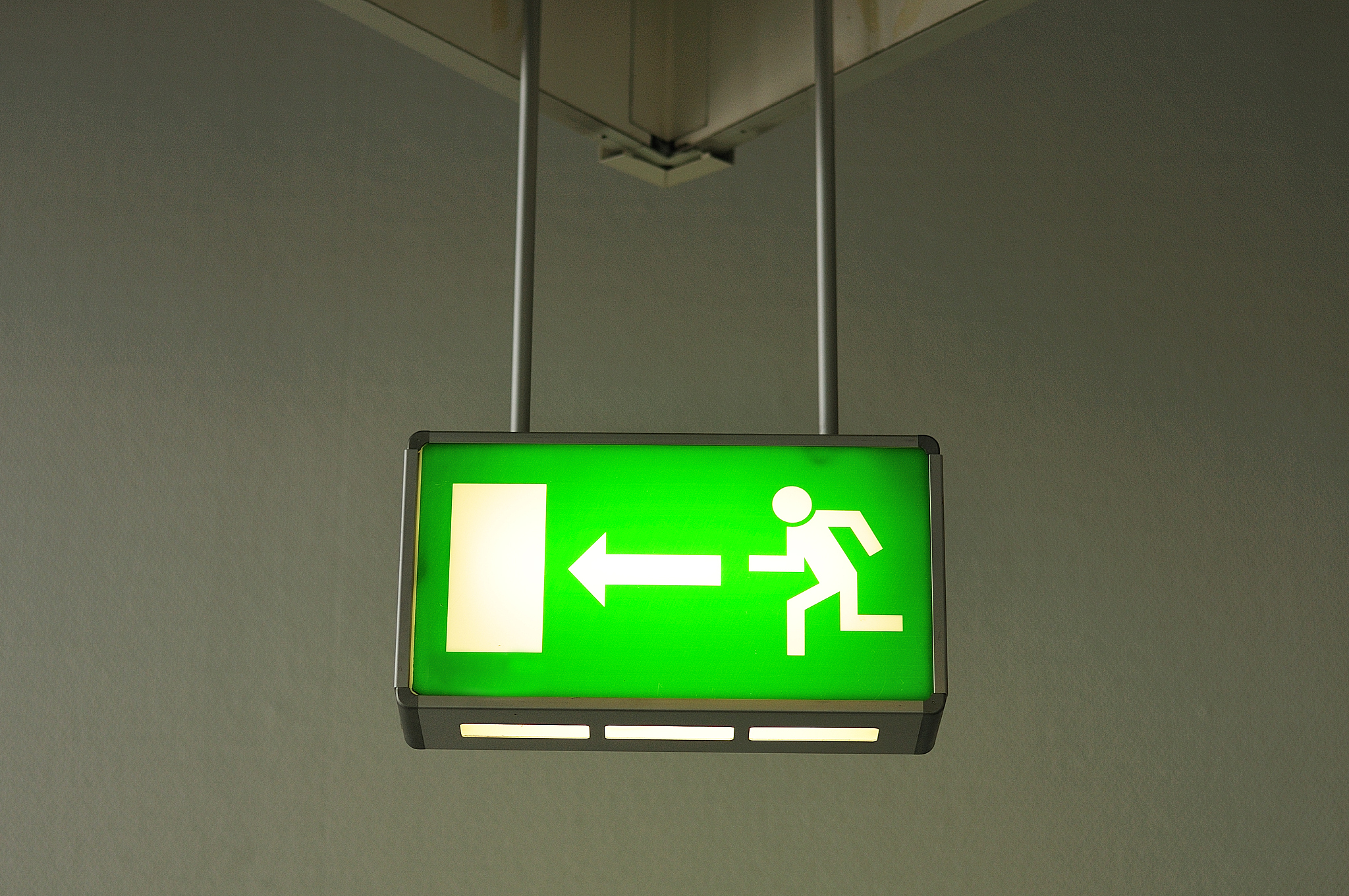 防爆应急灯出口：保障爆炸危险环境安全的生命通道