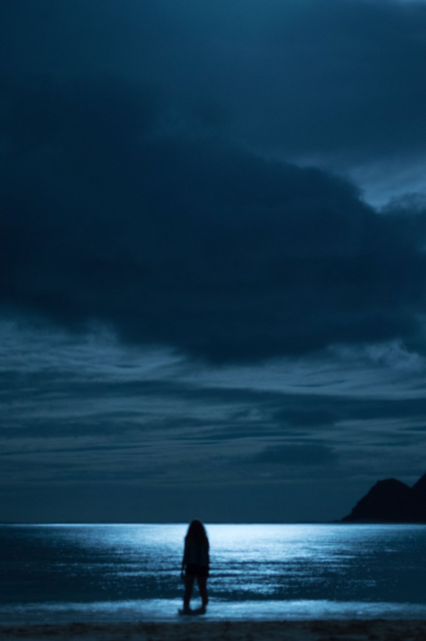 寂然之旅：探寻内心深处的孤岛 | 感人短片