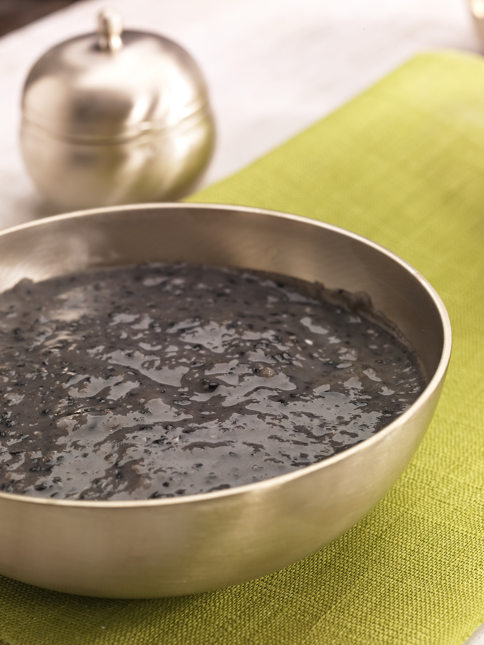 黑米粥隔夜能吃吗？营养价值和注意事项