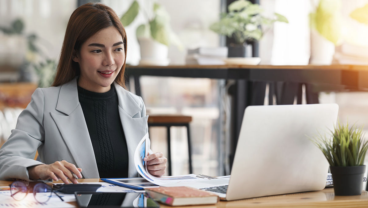 请以团支书的角度写一篇团支部2022年度工作计划要求一千五百字