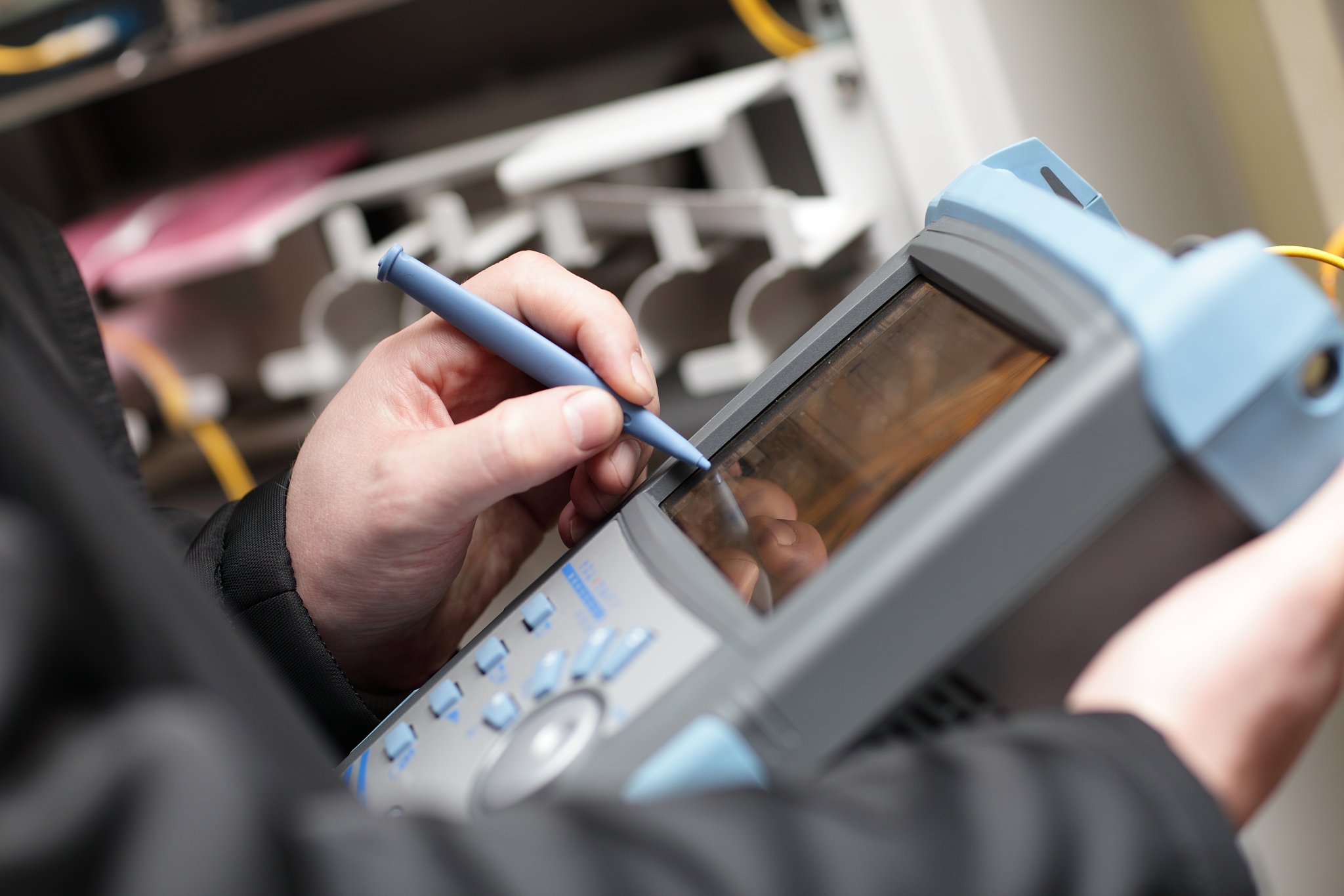 重庆市旅游管理学校测量工程专业简介 - 培养高素质测量人才