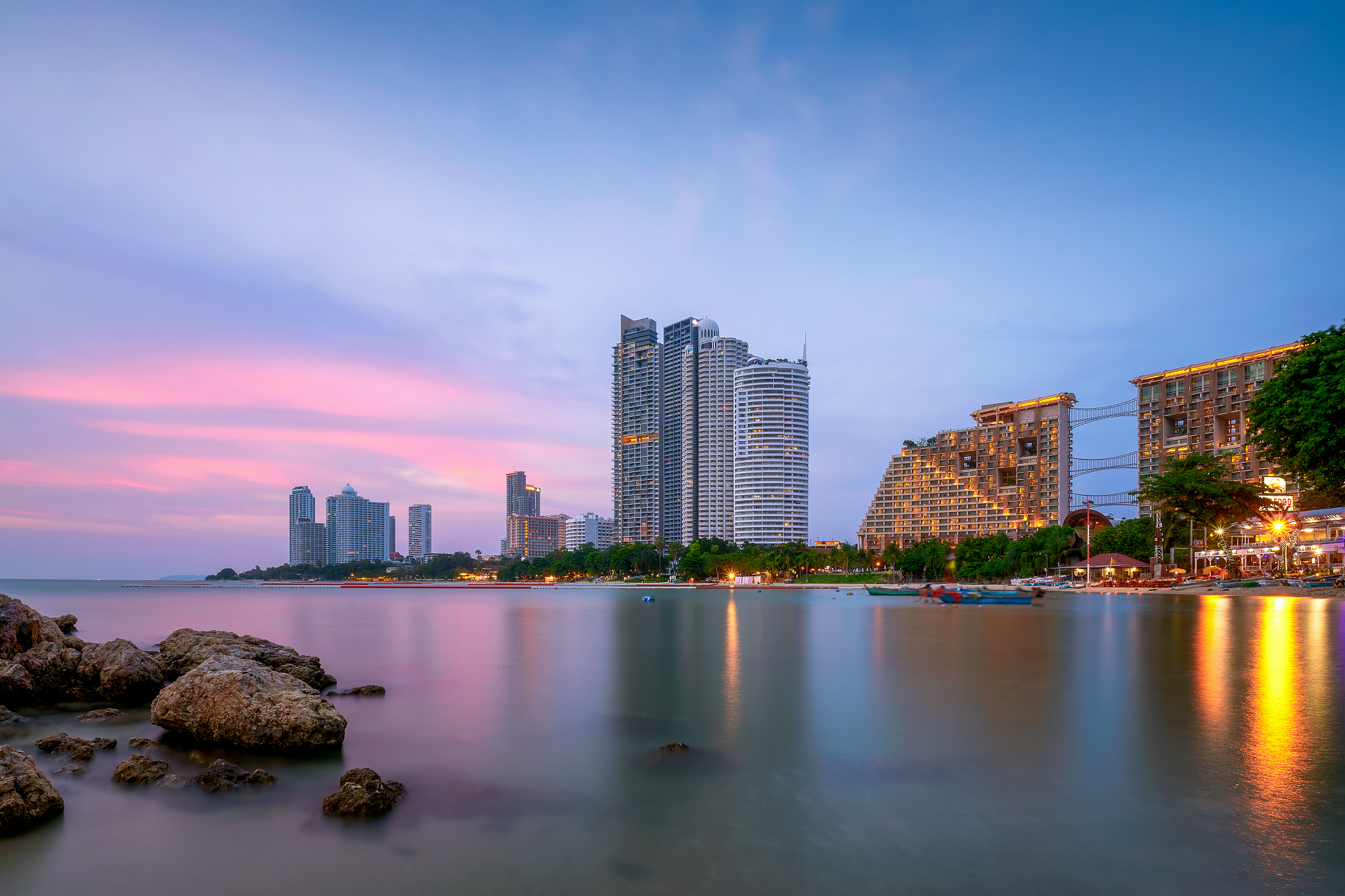 cityscape of night skyline at pattaya city.