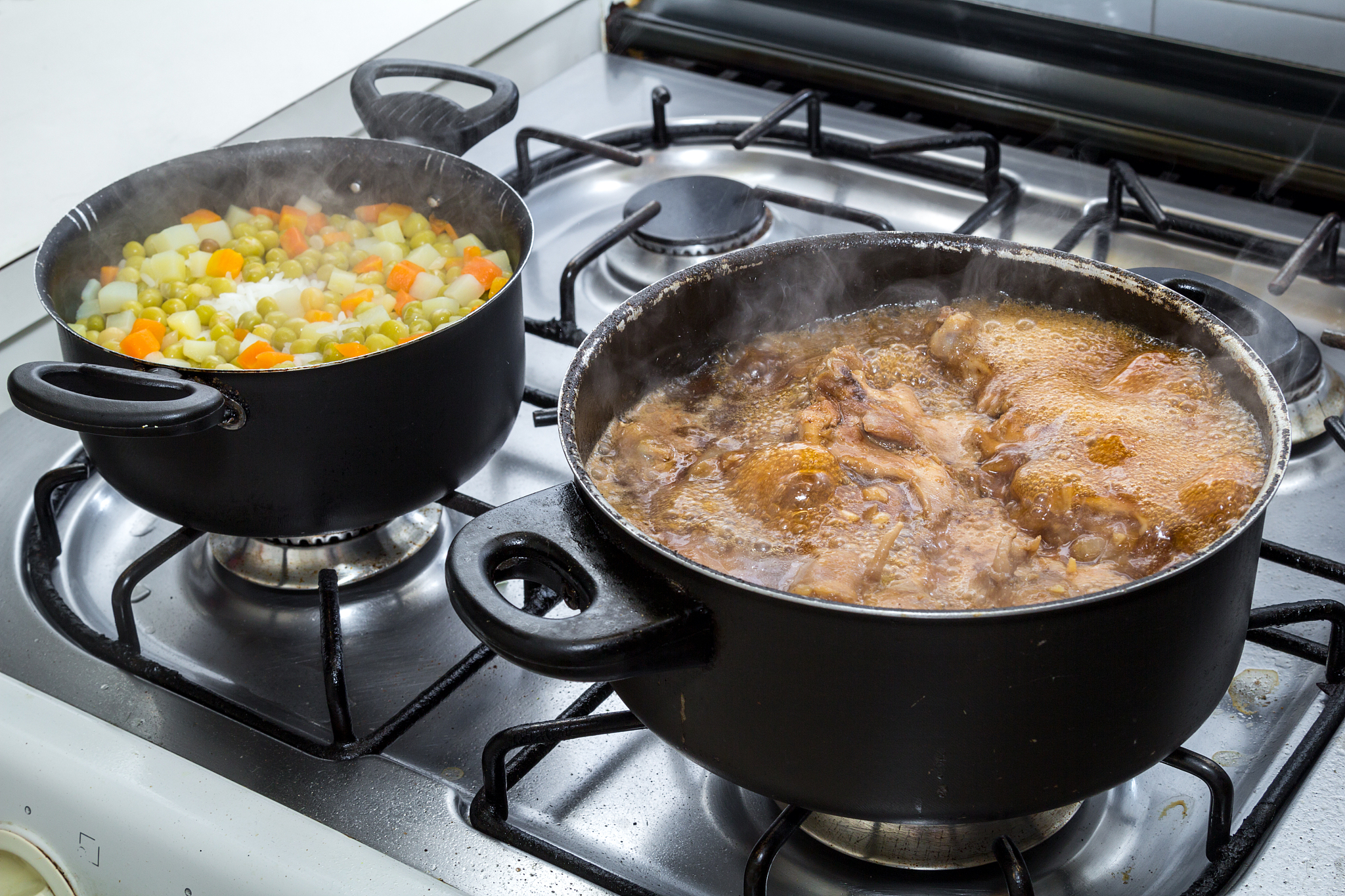 电饭锅火锅，在家也能享用麻辣鲜香！