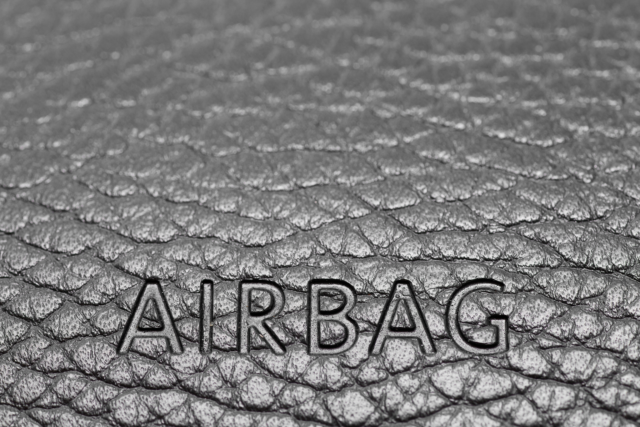 airbag sign on a dashboard