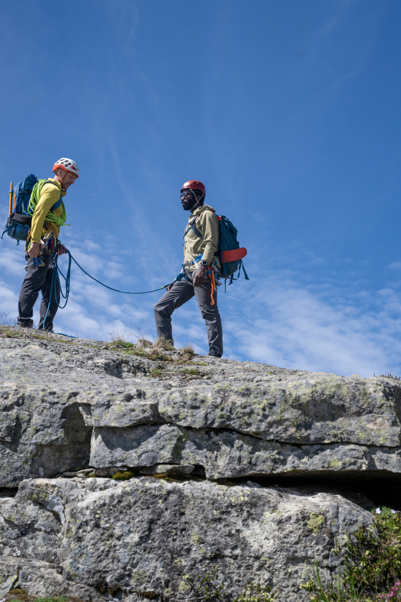 探索山川：登山探险的实用技巧与安全指南