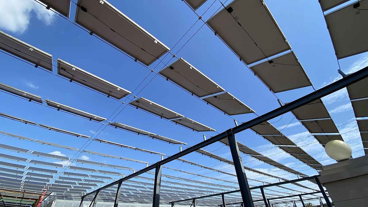 轻钢厂房屋顶光伏加固：设计与施工要点