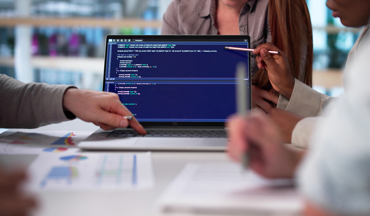 桌面运维实习生必备专业技能：从操作系统到团队合作
