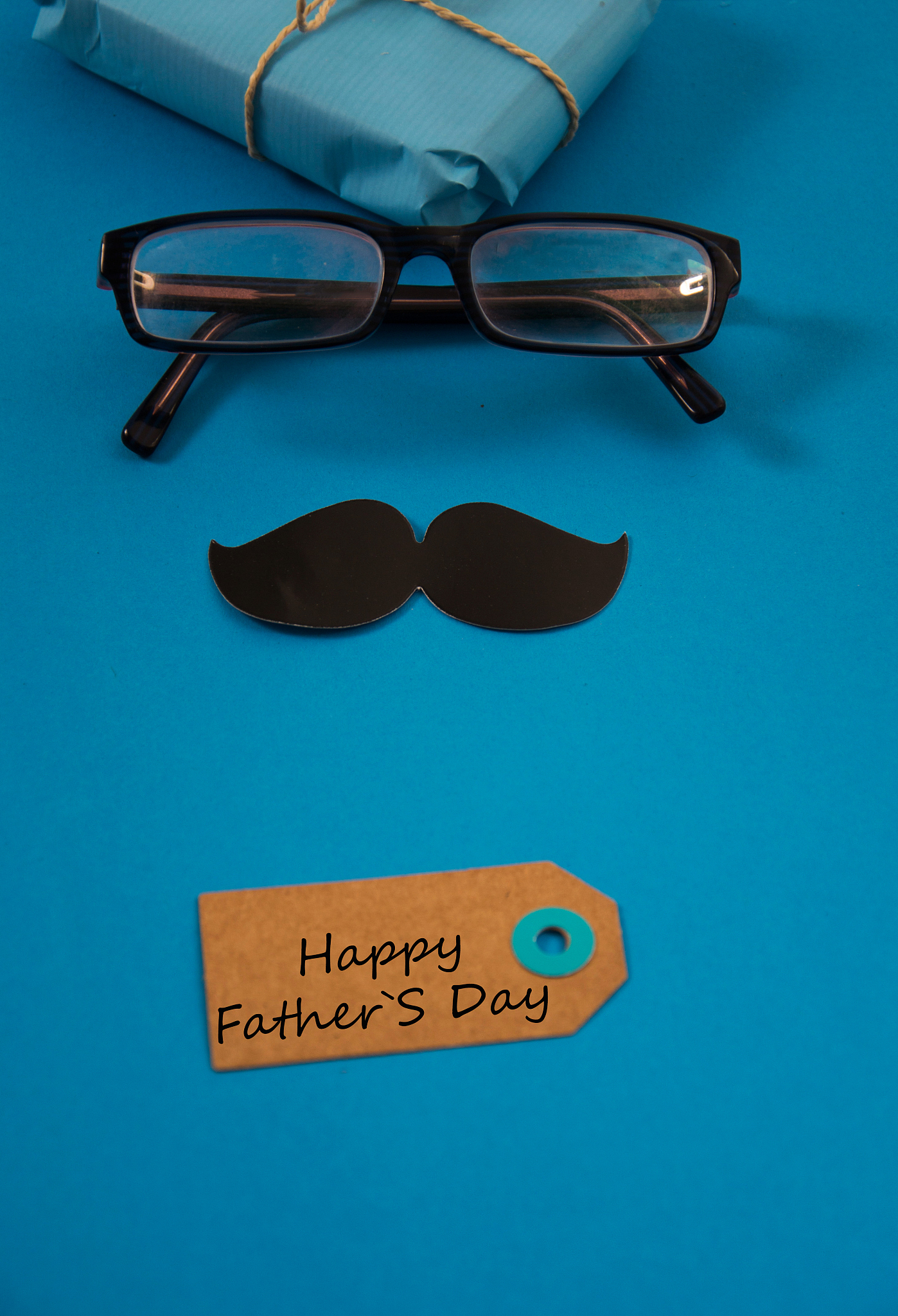 父亲生日快乐祝福短信：暖心话语和幽默祝福