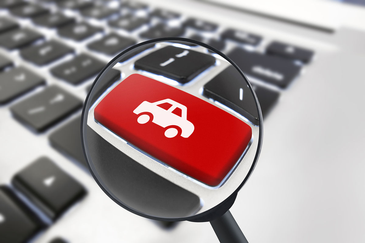 写一个汽车租赁管理系统的摘要