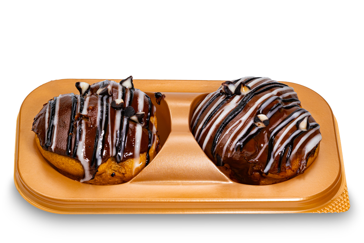 Please translate the following passage into English while conserving accuaracy of meaning無麸質甜品餐廳1無麸質甜品蛋糕麥芬產品：斑斕芒果無麸質蛋糕黑芝麻椰子瑞士卷香蕉藍莓麥芬等材料：粉類蕎麥麵粉椰子粉燕麥粉魔芋粉可以根據不同蛋糕的款式來選擇泡打粉蘇打粉椰子油蜂蜜代糖雞蛋其他材料根據產品的設計來定義黑芝麻斑斕水