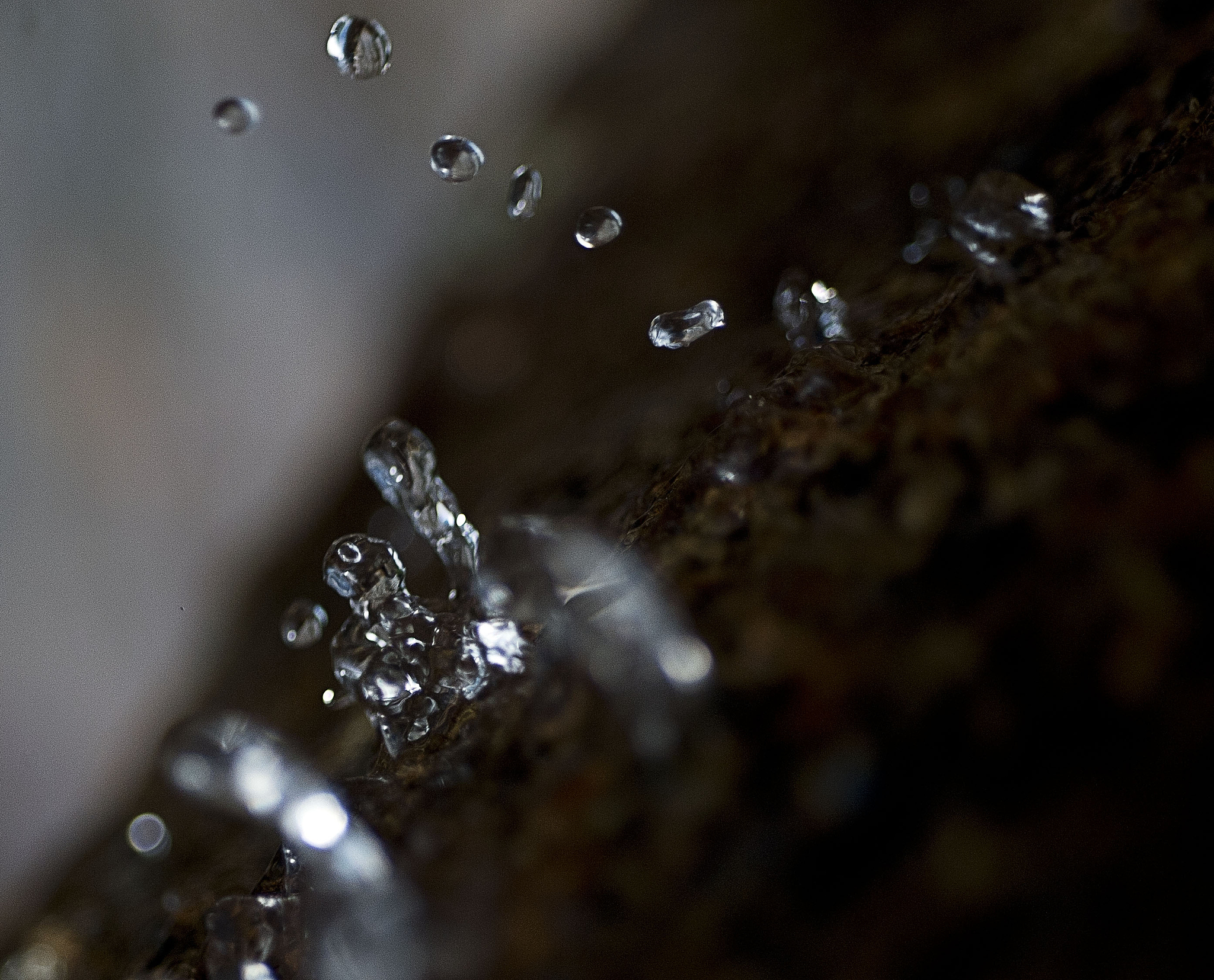 写一篇超疏水涂层综述