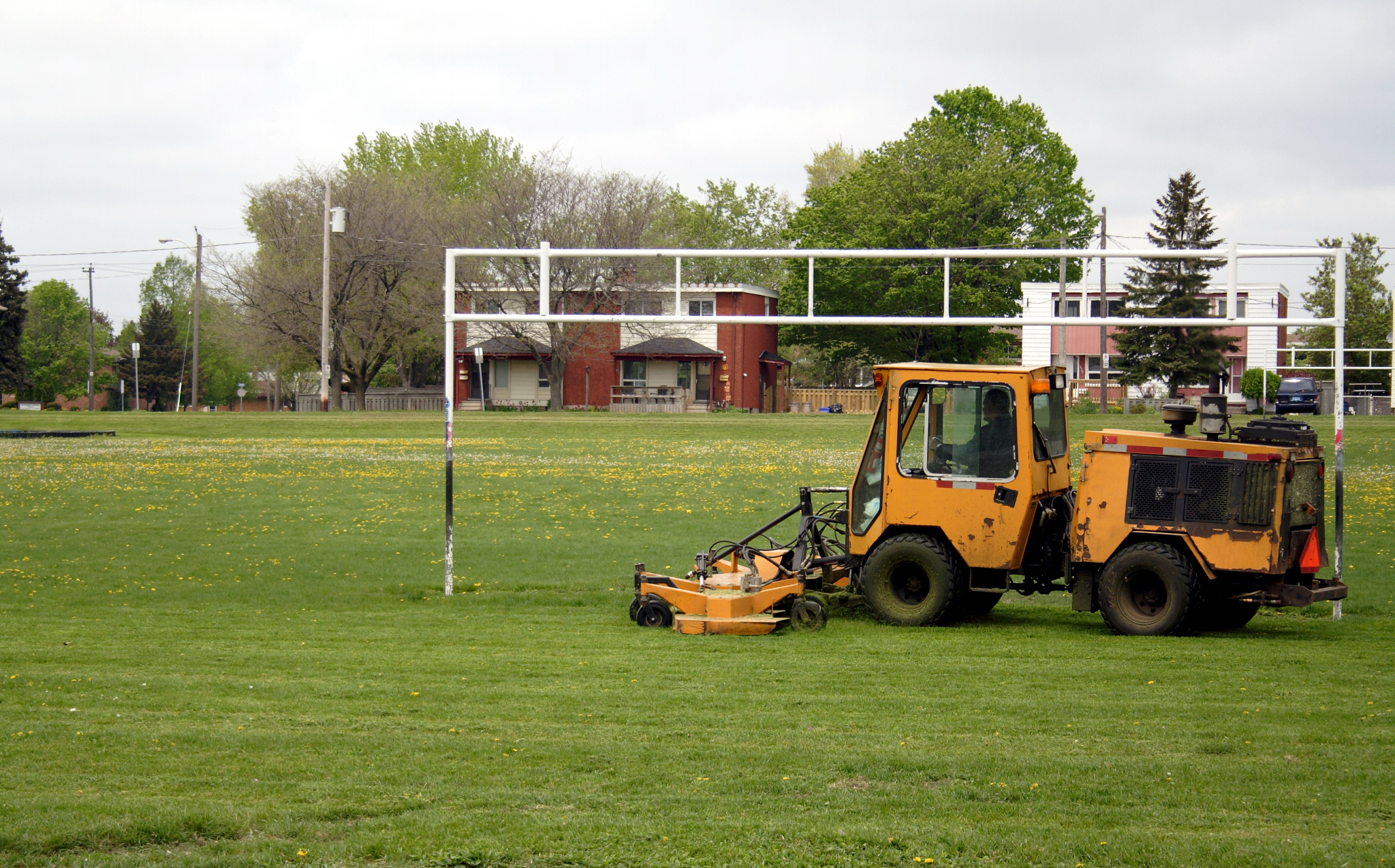 芜湖财经工业学校2023年招生电话-怎么样