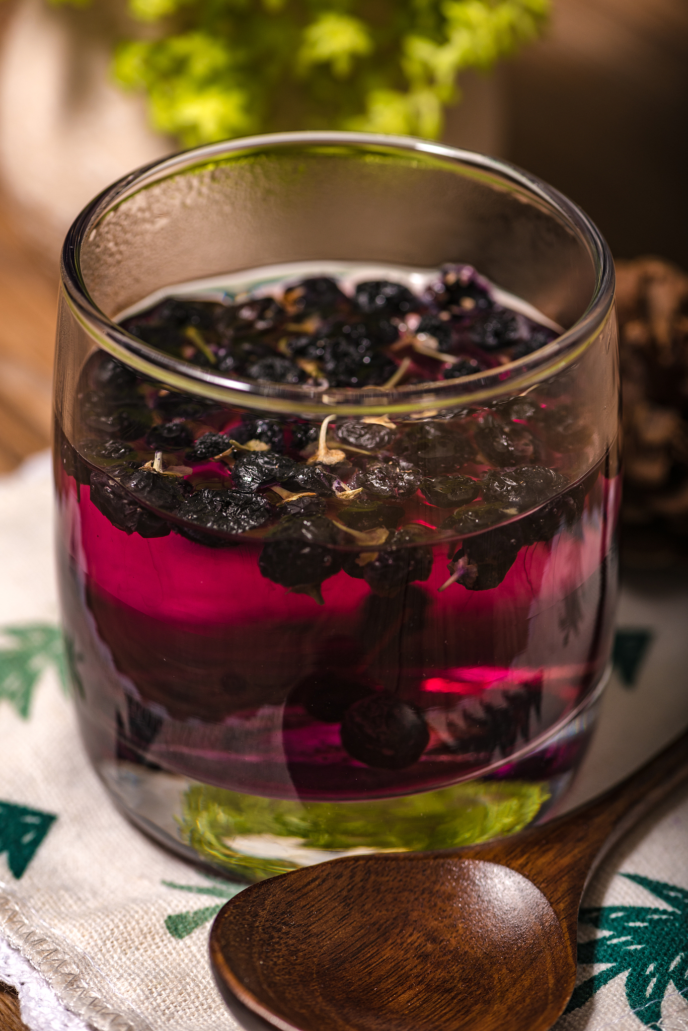 桑葚泡白酒，洗不洗很重要？教你正确做法！