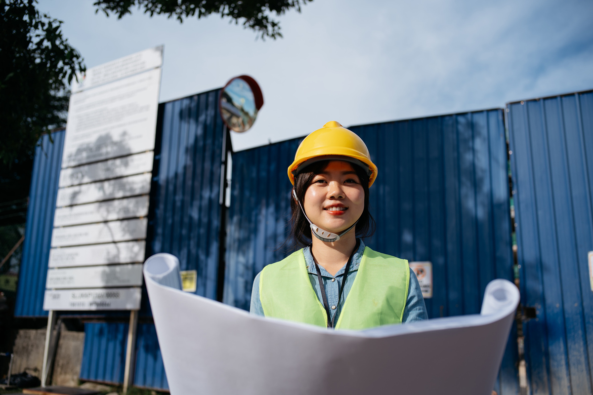 女生读工程管理出来可以做什么？- 职业发展方向与优势