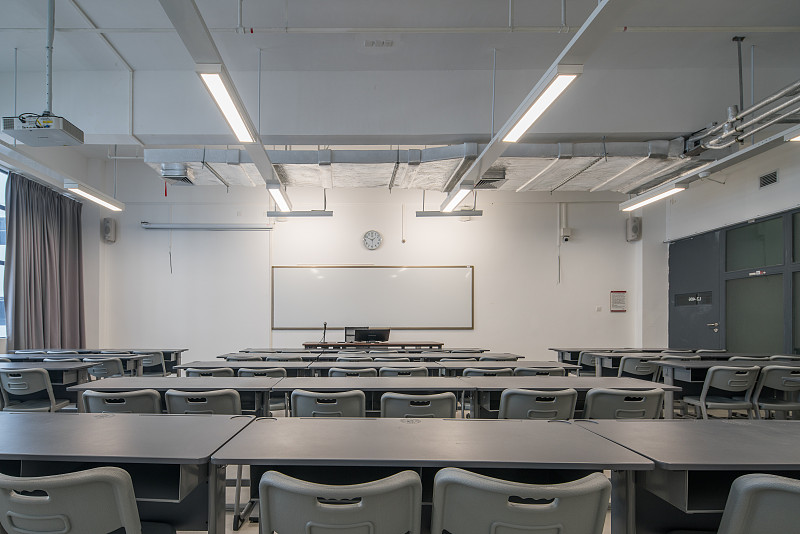 郑州商贸外语学校的装潢艺术设计广告设计普通中专要学习哪些课程