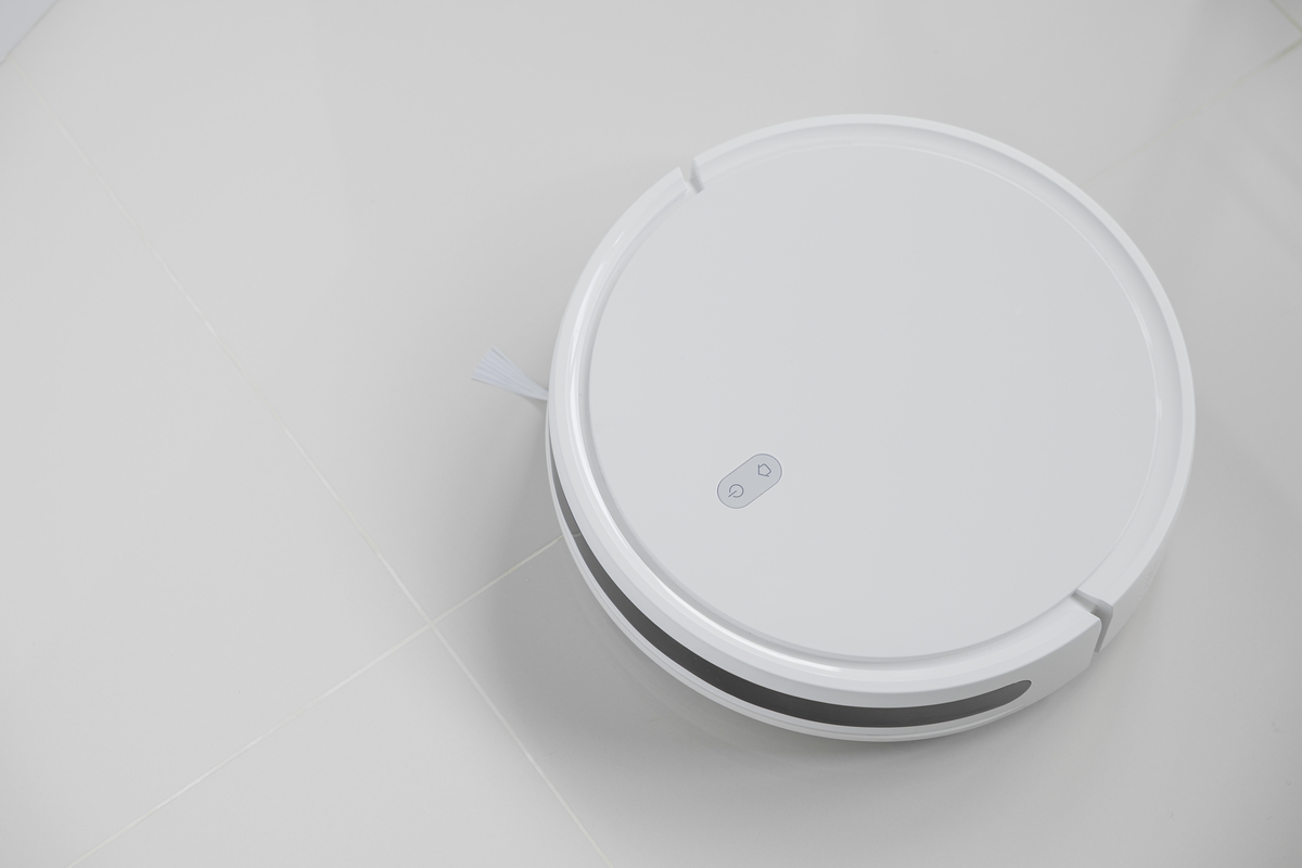 扫地机器人：解放双手，轻松清洁家居