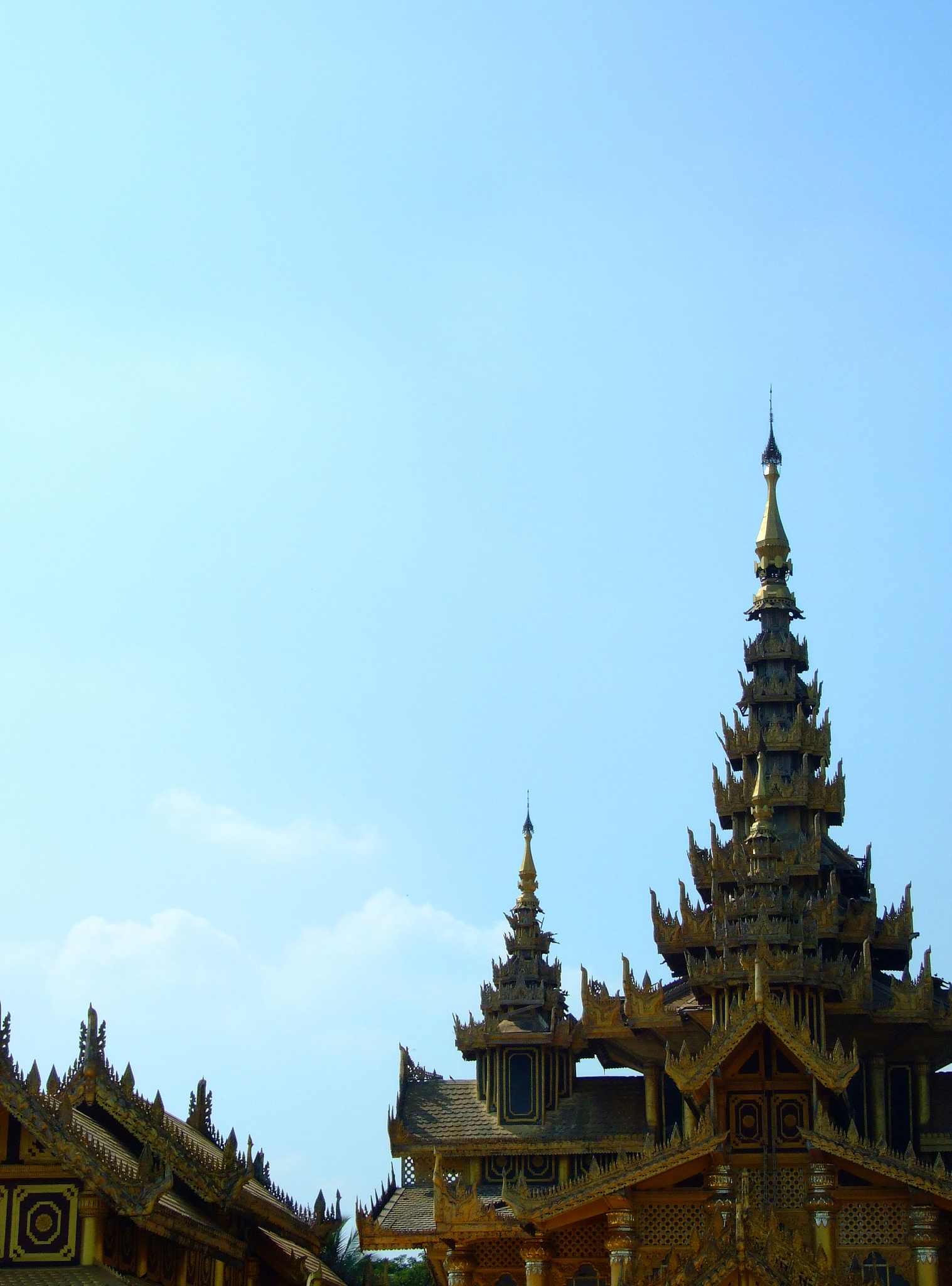 beautiful palace in myanmar 3