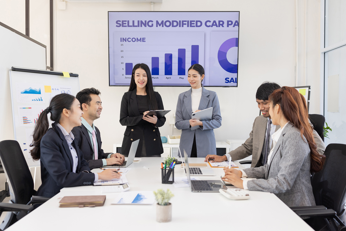 培训中心改进建议：提高管理、师资和企业合作