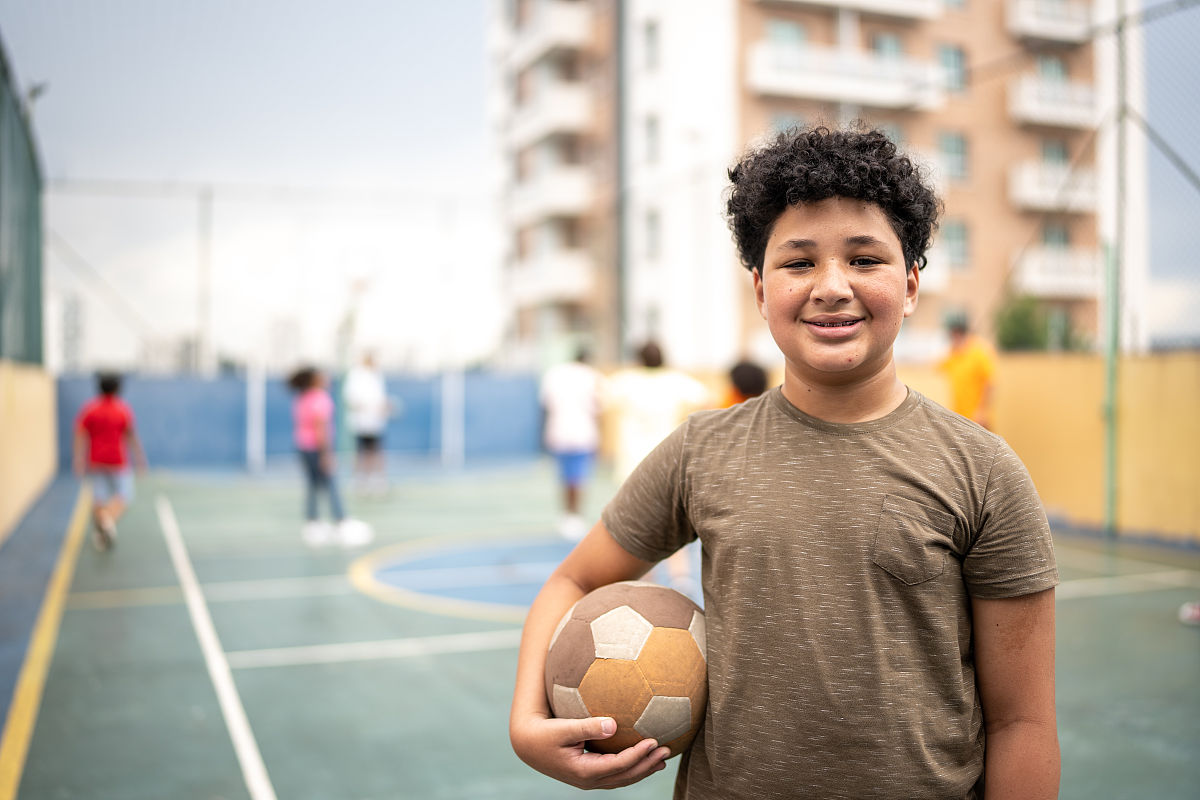 如何和内向但可爱的体育男孩建立亲密关系？