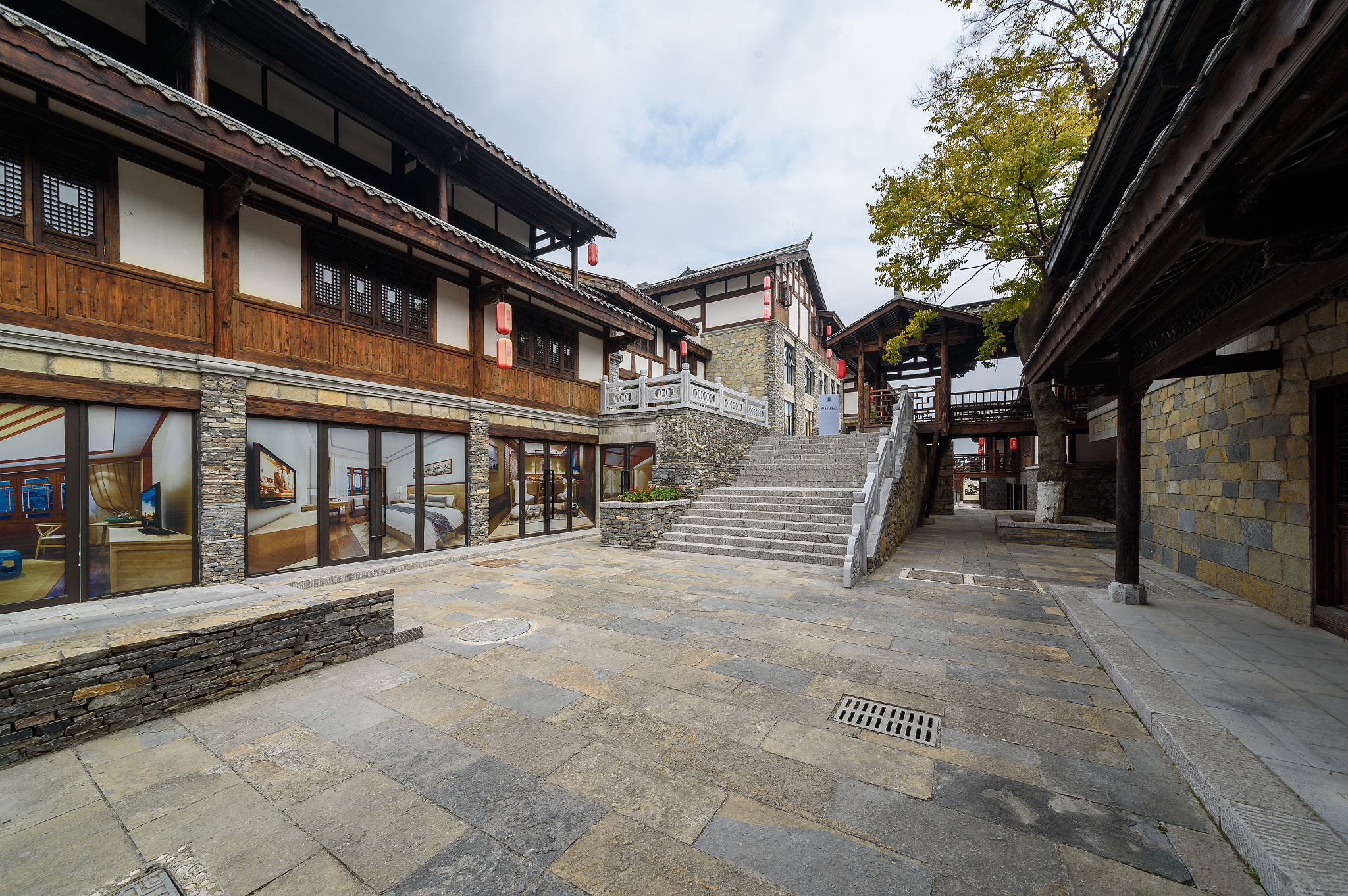 武汉凡谷电子职业技术学校旅游专业好吗？