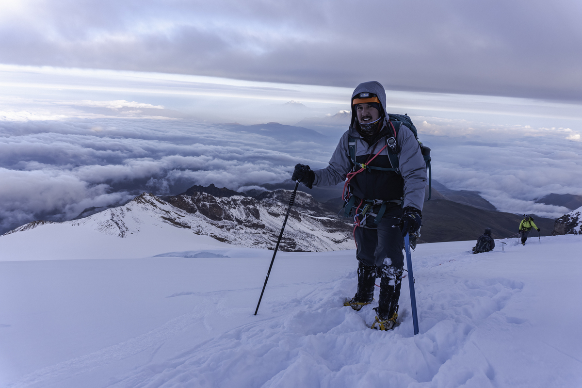 高山旅修：徒步、登山、滑雪、冰川探险等精彩项目