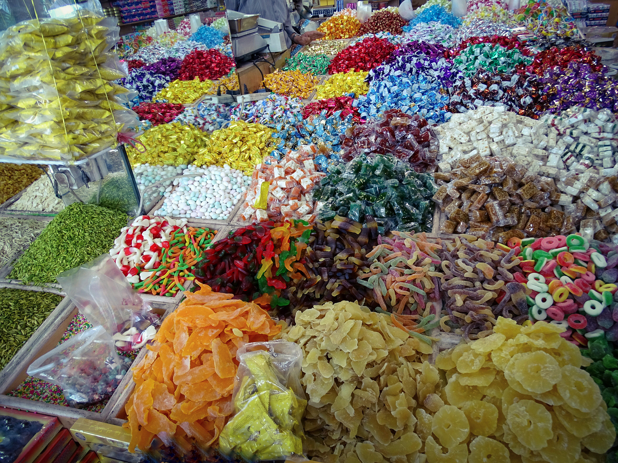 a local shop in dubai