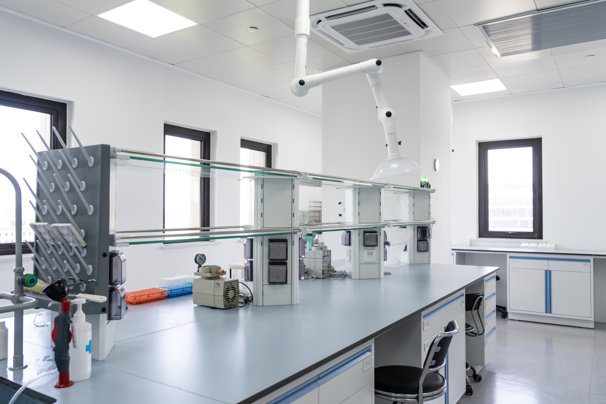 假设你是个大学生写一篇至少600字的文章谈谈对中国近现代史学习有哪方面收获和困惑