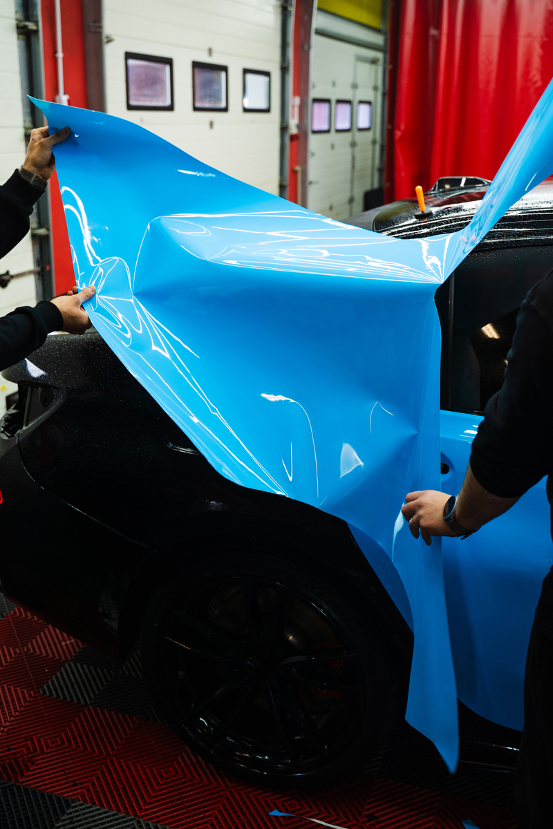 汽车贴膜店老板带您揭秘隐形车衣的秘密！