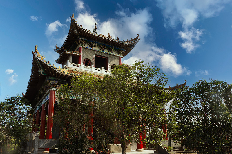 2022年郑州商贸旅游职业学院招生简章：培养商贸旅游服务专业人才