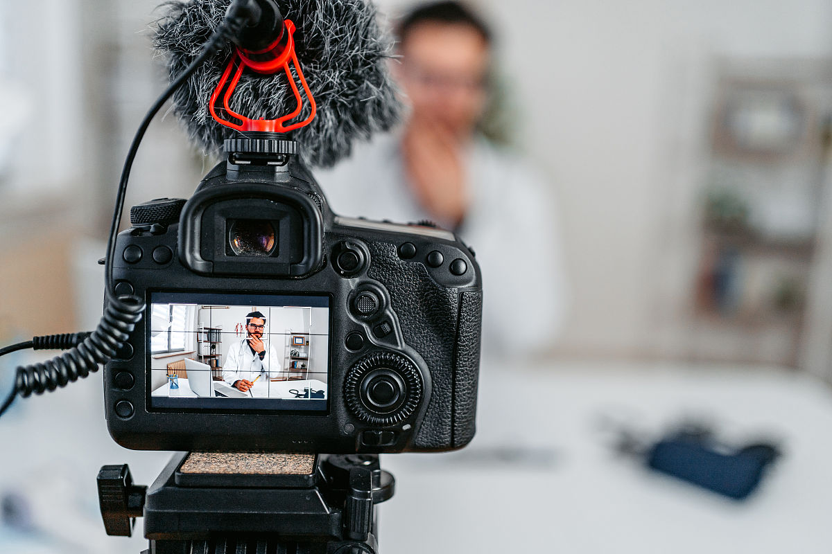 成都卫生学校招生对象、设施设备及医学教育发展方向