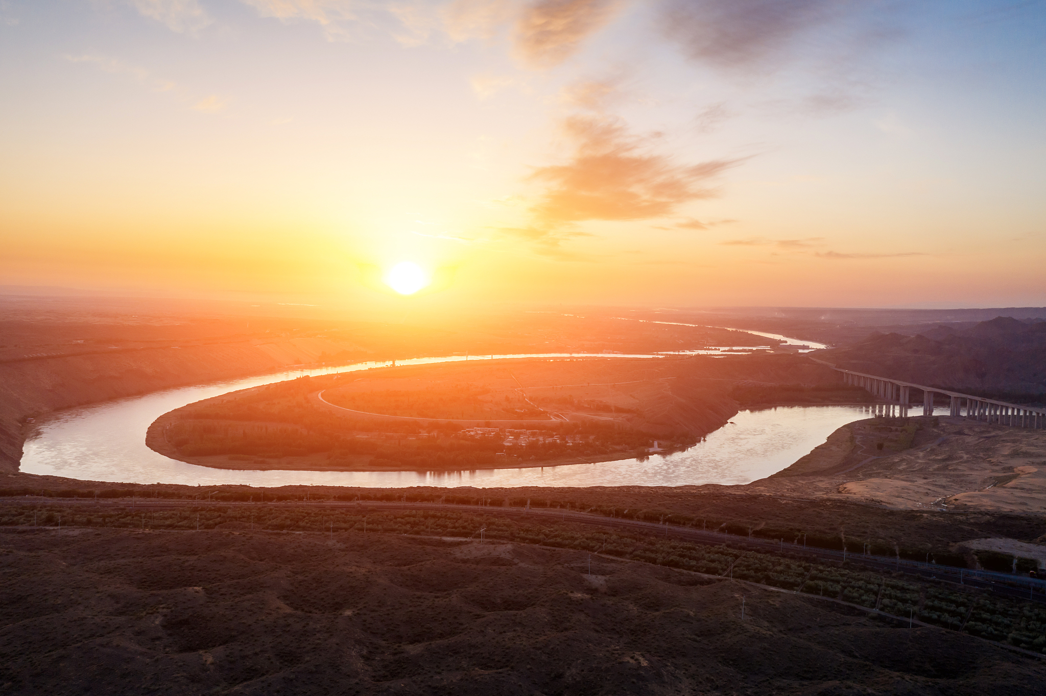 初中地理人教版八年级上册 河流知识点在哪一章？