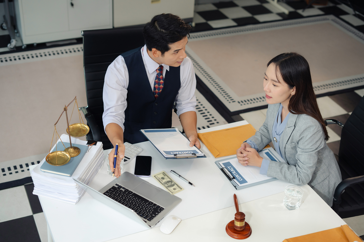 财务主管的爱情：从误解到真爱