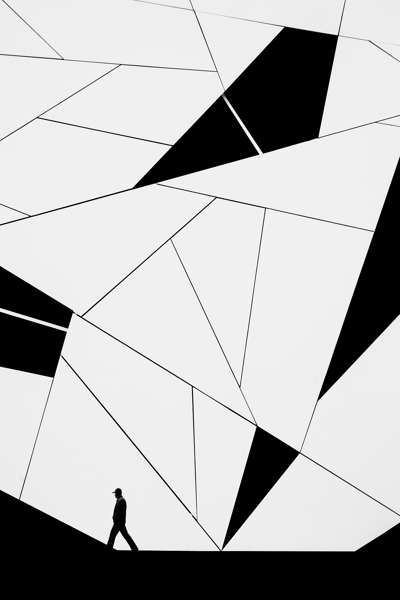 矛盾是有对比性的属性被人归纳为两相对立的一对吗