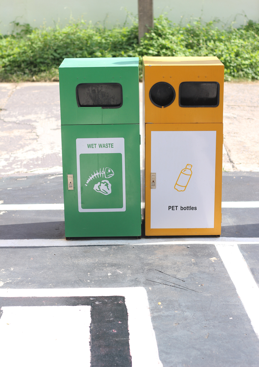 户外分类高档垃圾桶独特造型显魅力风采城市角落中默默贡献济南创高研发创新设计制造致力于专注用心打造高品质品牌匠心工艺打造户外环保城市环境的文案大全