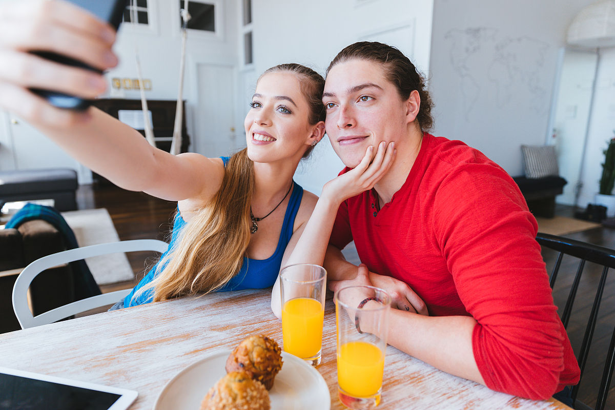 郑州媒体曝光求助热线电话是多少？ 要求：创建一篇500至1000字的解决方案