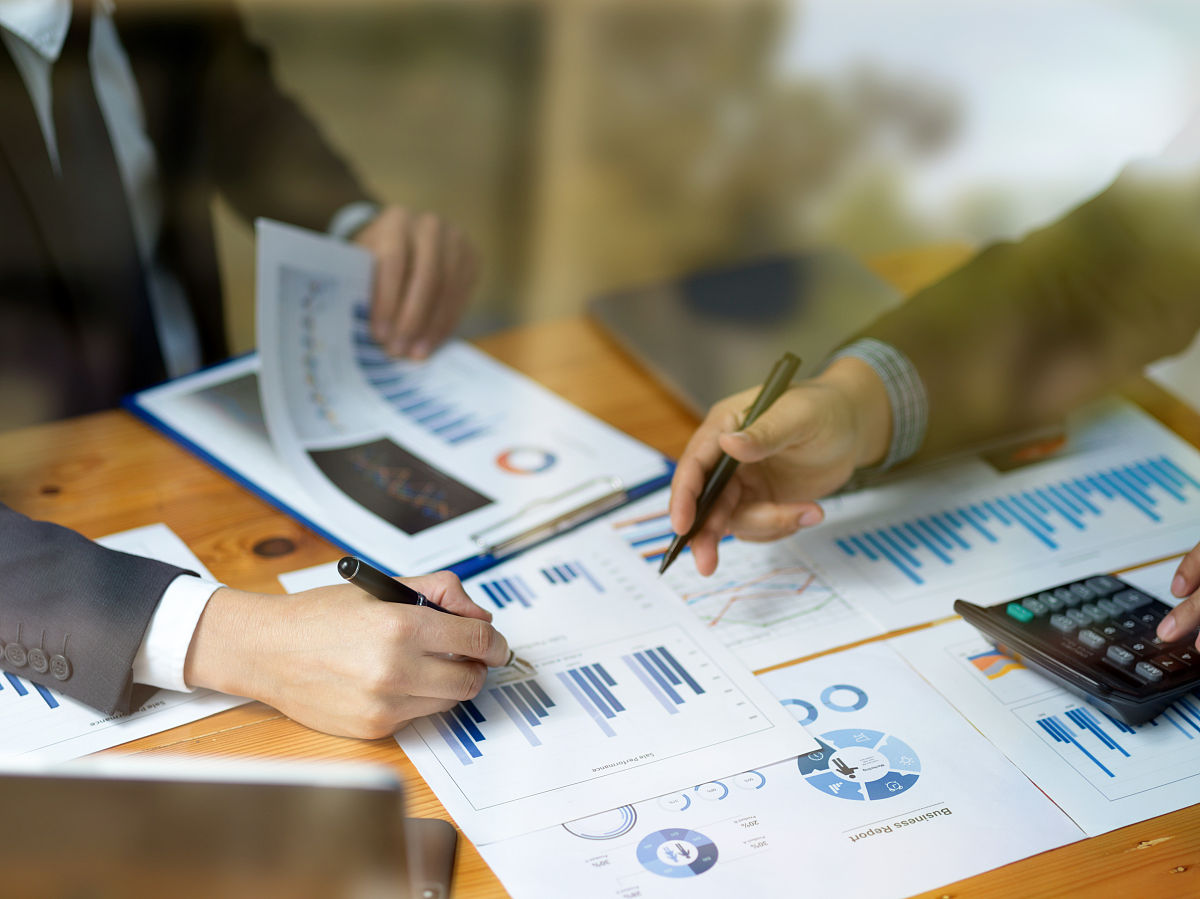 写一个会计的自我介绍