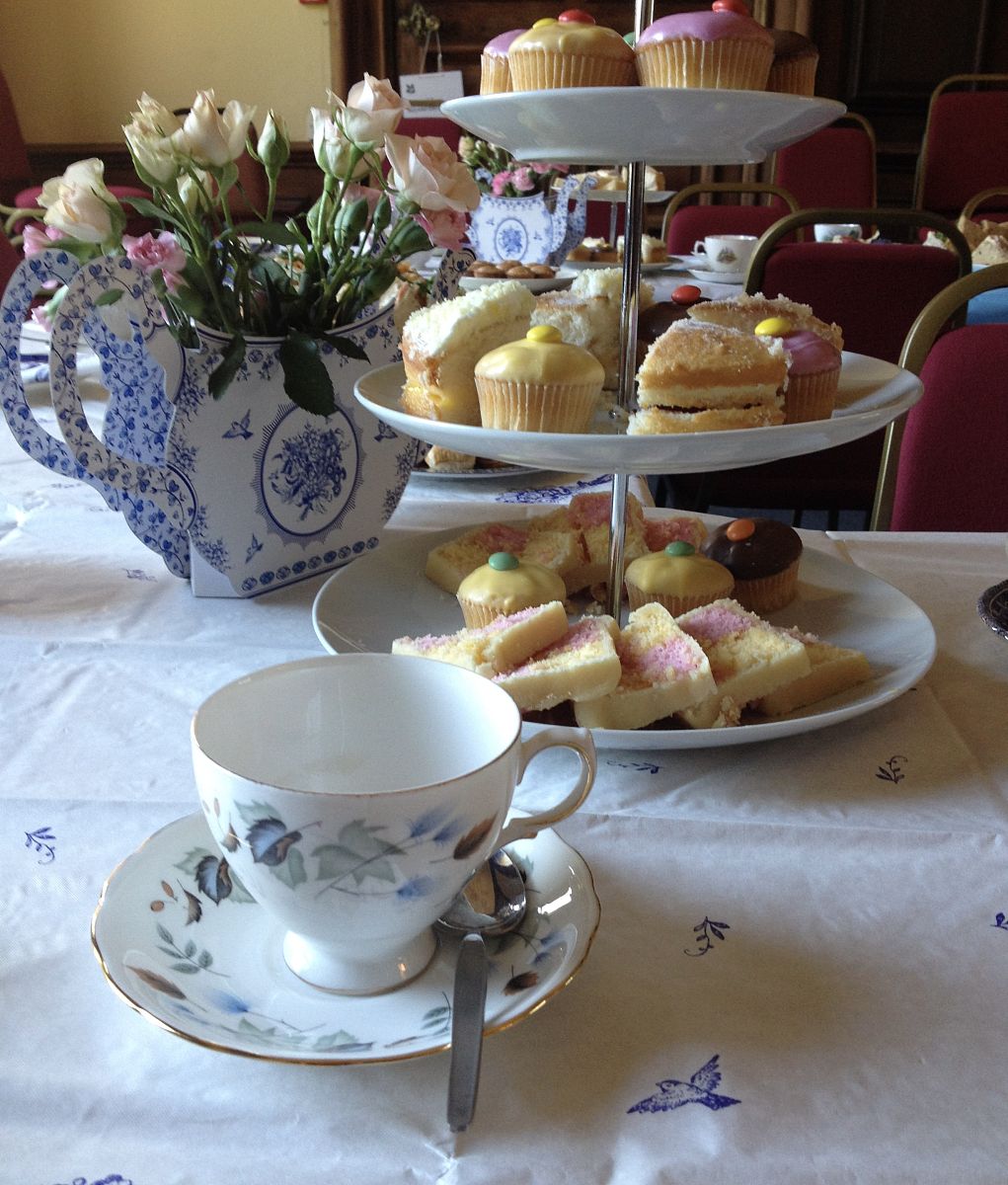 完美下午茶指南：饮品、小食、场景、活动全攻略