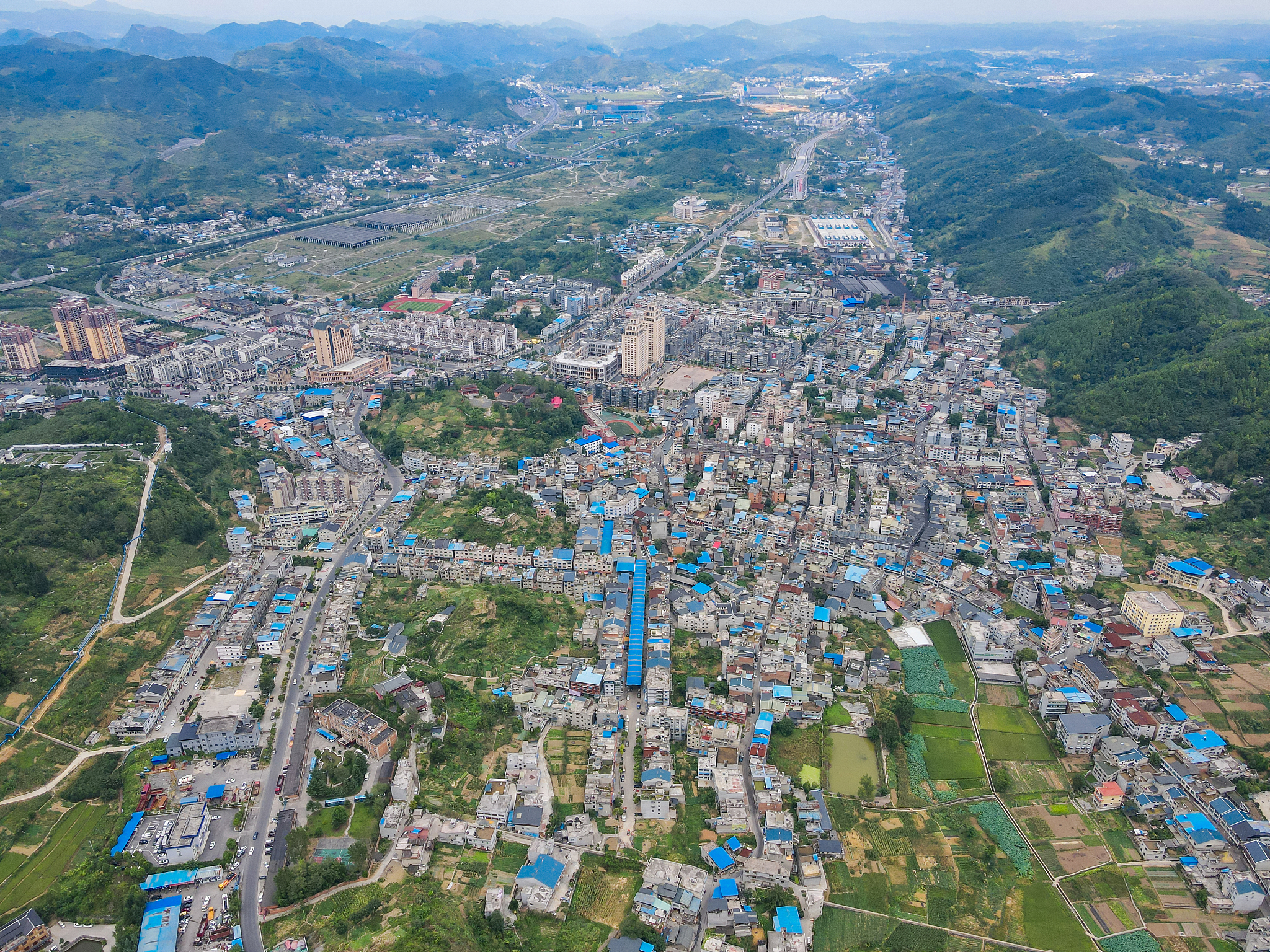 关于贵州遵义电力施工总承包二级资质怎么新办及转让字数