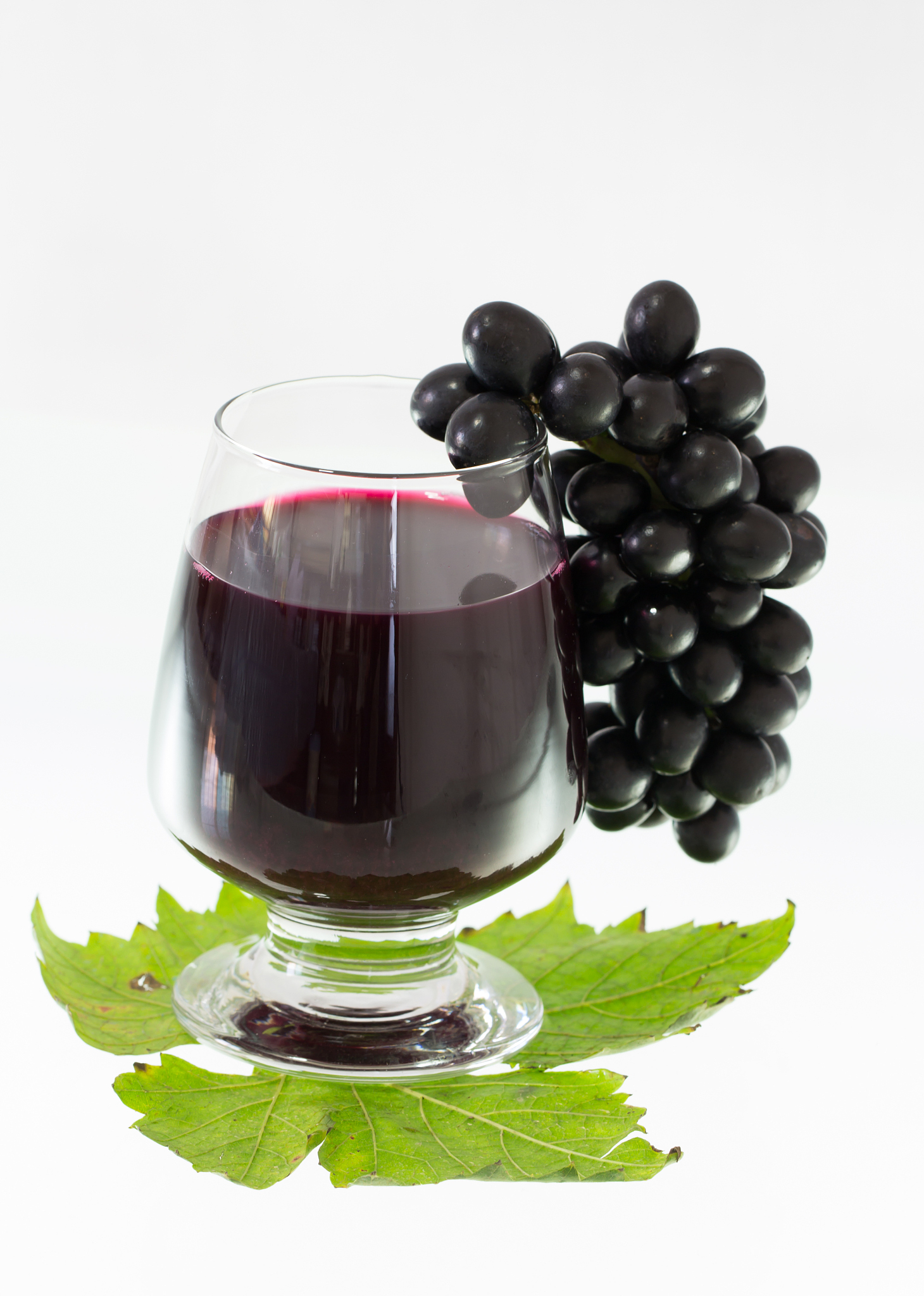 对一款食品用的桑葚香精进行宣传描述产品名称为桑葚风味香精适用于新式茶饮、果汁饮料、碳酸饮料、风味乳制品、风味糖浆等领域强调产品运用植物提取技术从真材实料的桑葚中提取成分突出桑葚的风味优势介绍桑葚是起源于中国在中国久远的历史