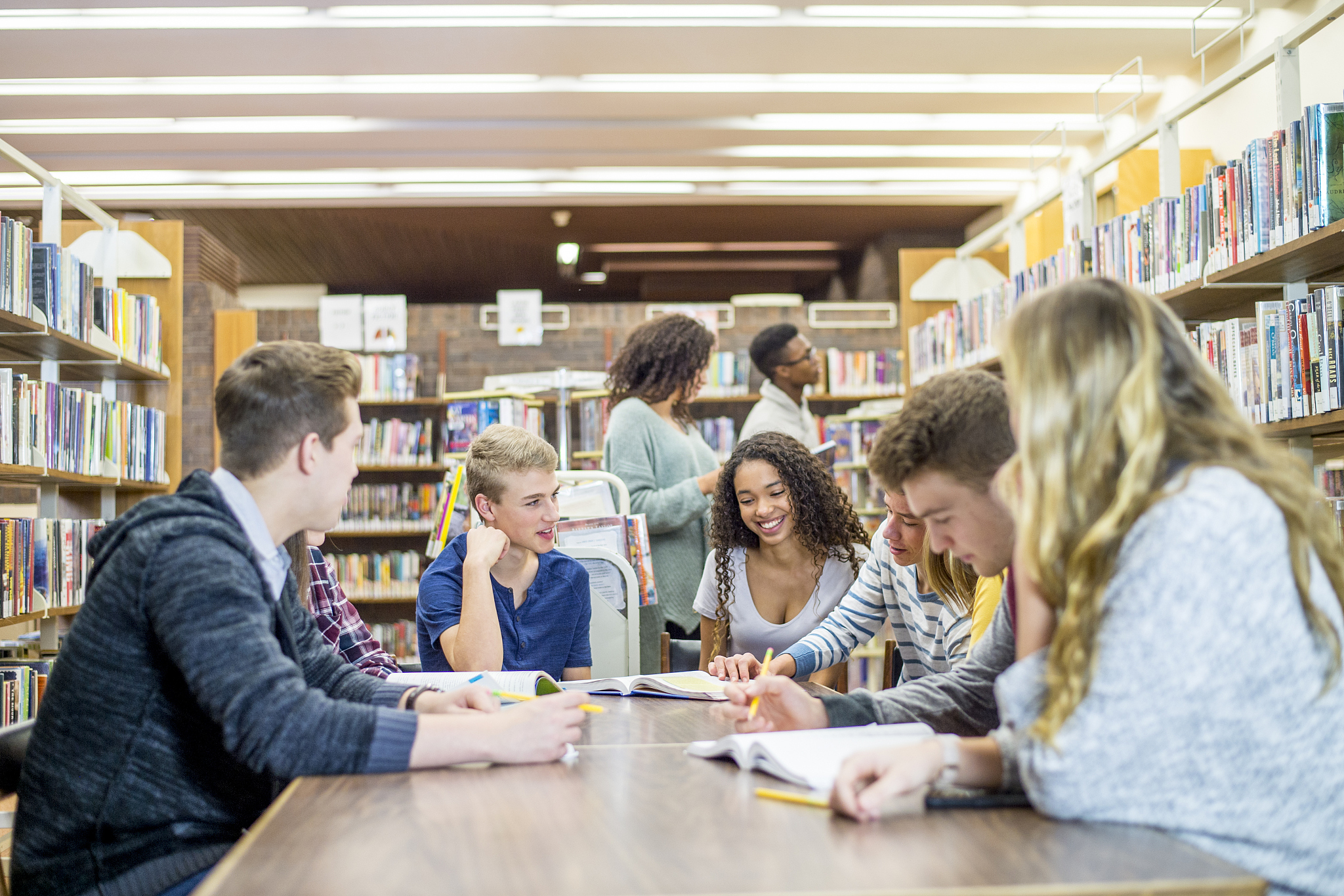 移民孩子在魁北克如何选择高中学校