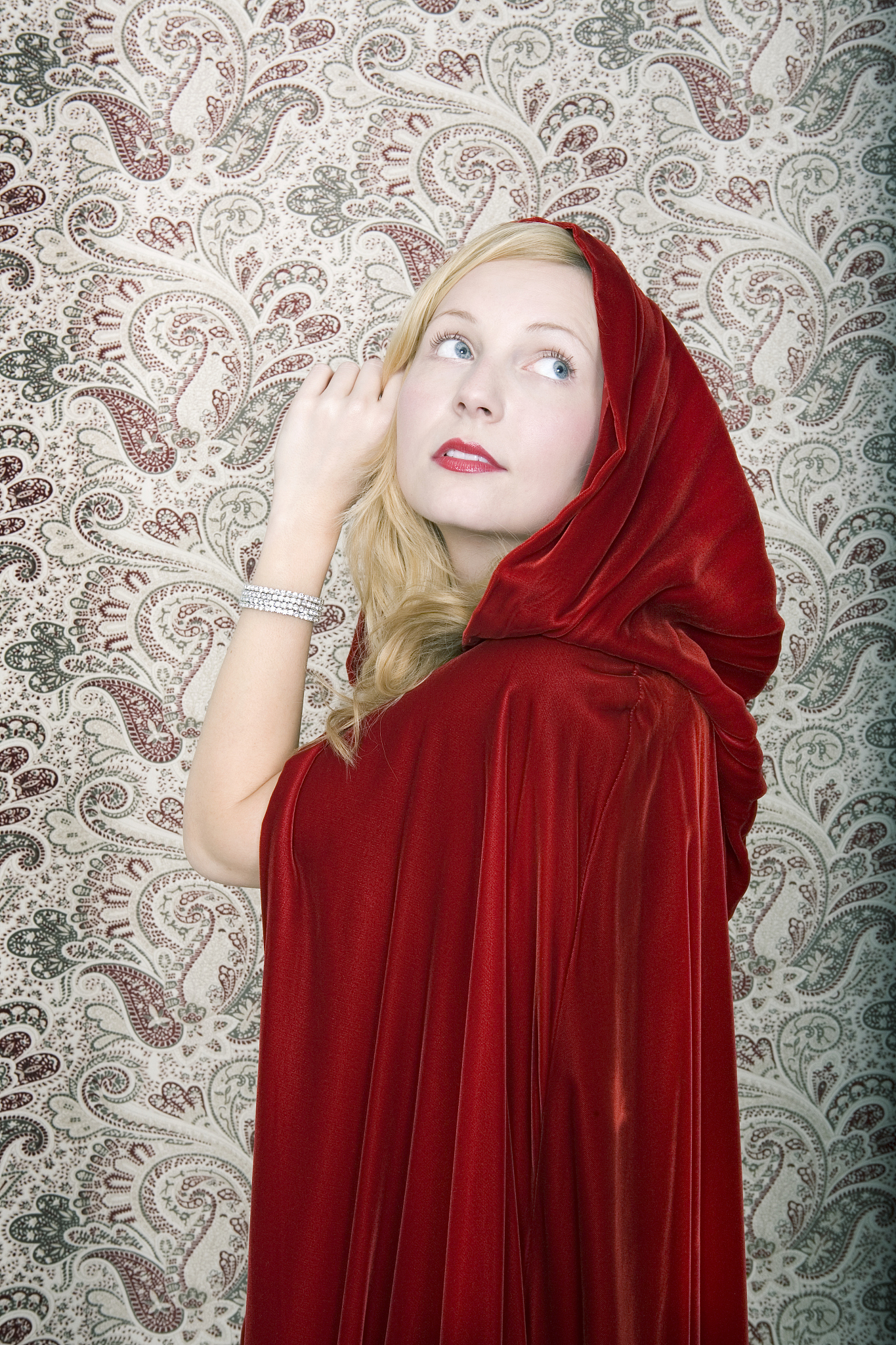 少女学园AI模拟器更新日志-全新角色'小红帽'登场！